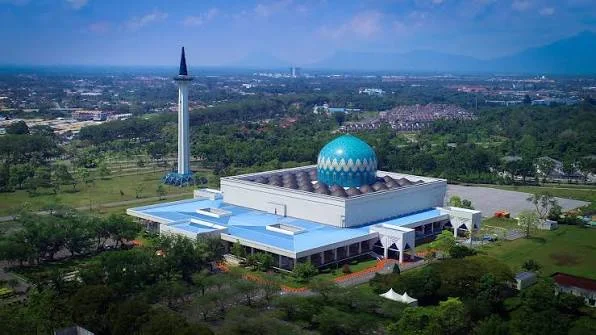 MASJID JAMEK NEGERI SARAWAK